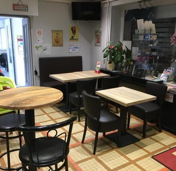 호텔 A L Orée Du Bois