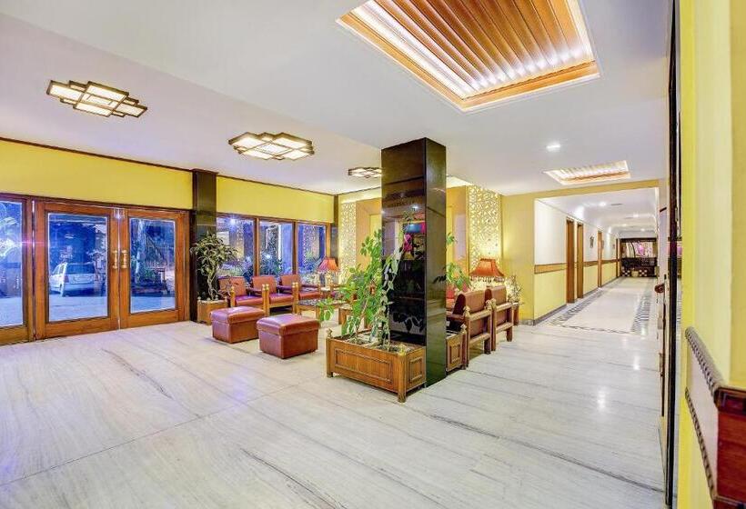 Отель Ajanta Continental