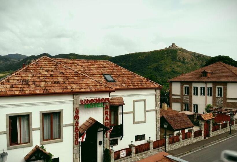 هتل Aragvi