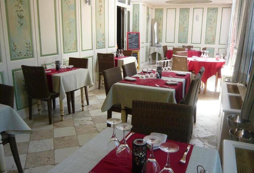 فندق Auberge De Correns