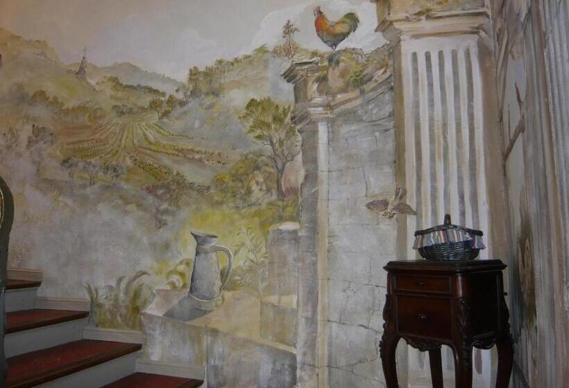 ホテル Auberge De Correns