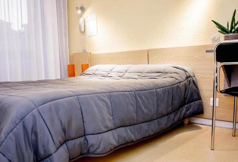 فندق Bains Sarrailh