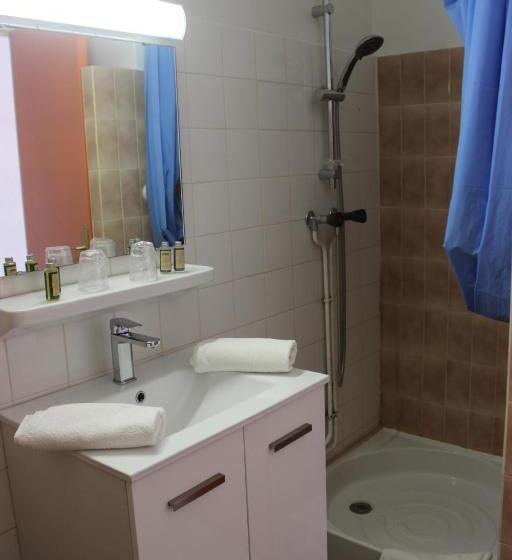 فندق Bains Sarrailh