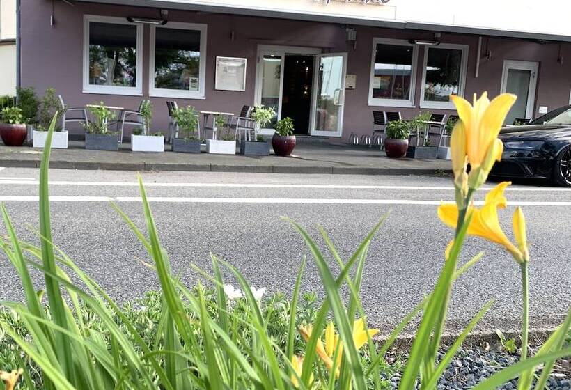 Boutique Hotel Goldene Henne