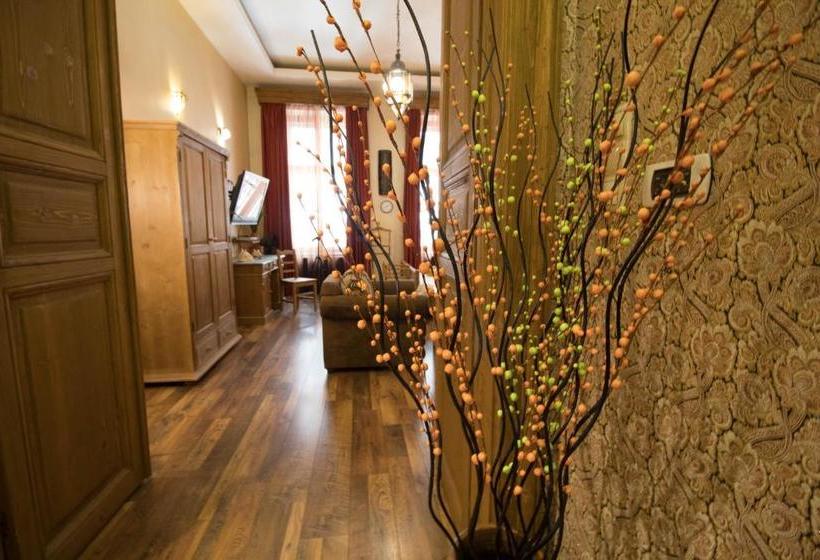 Hotel Budapest Royal Suites