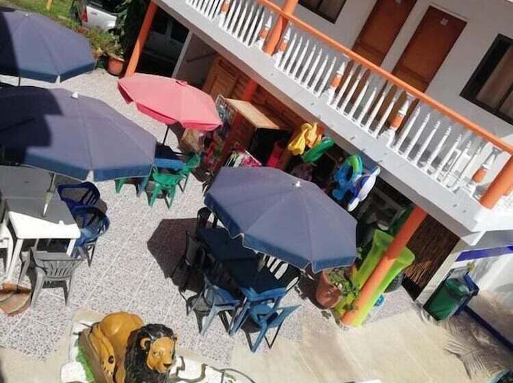 Отель Caribe La Vega