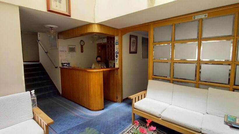 호텔 Catalina Real