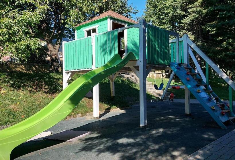 호텔 C&c Karo Resort