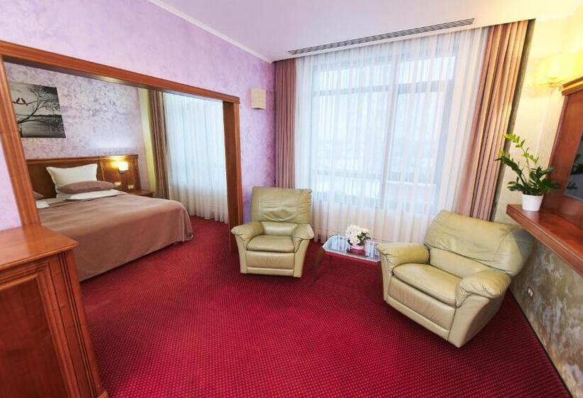 בית מלון כפרי Emd