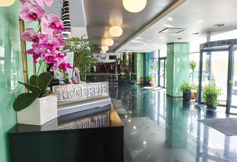 בית מלון כפרי Emd