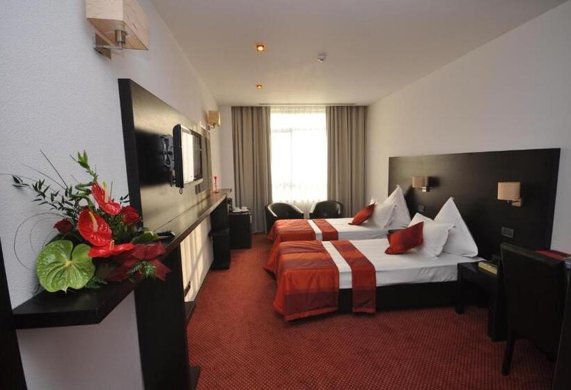 בית מלון כפרי Emd