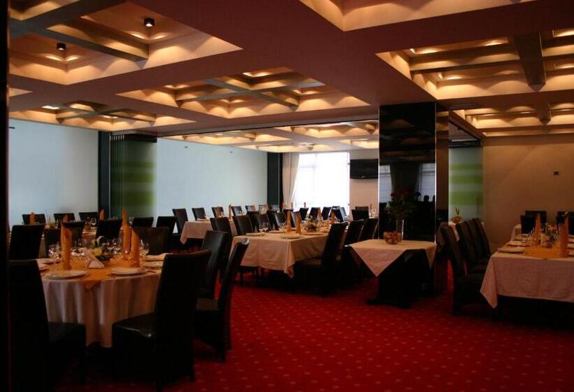 בית מלון כפרי Emd