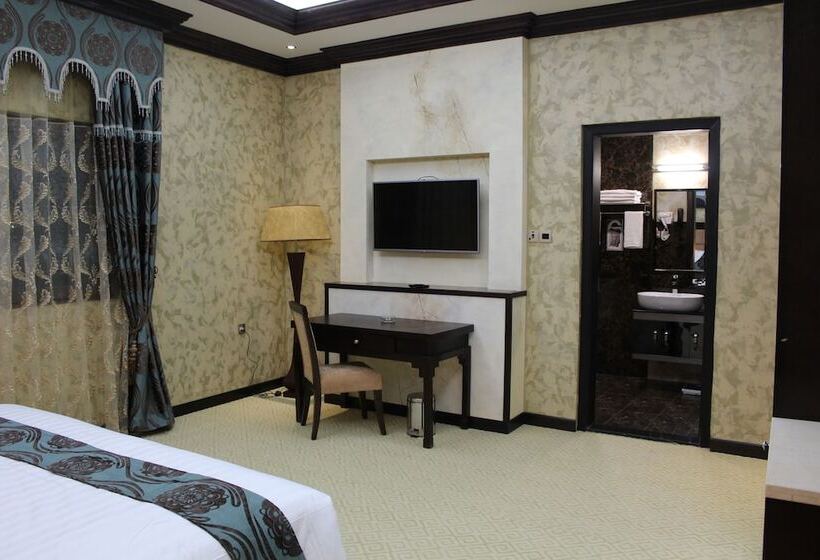 هتل Emirates Park Resort