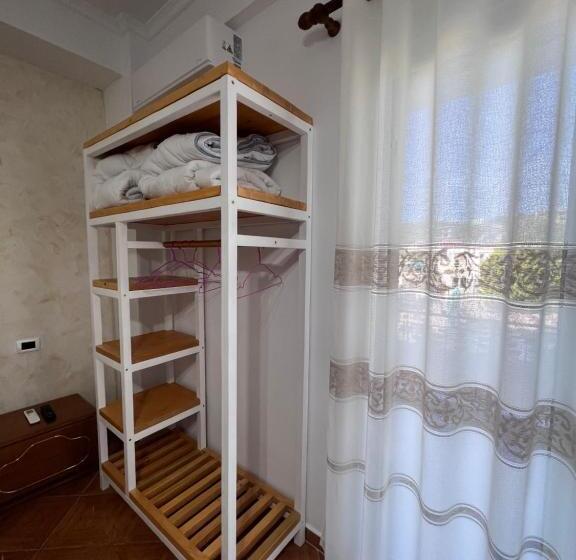 בית מלון כפרי Frida