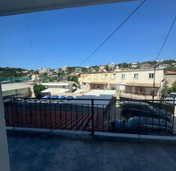 בית מלון כפרי Frida