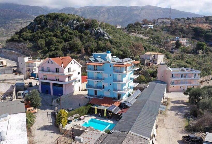 בית מלון כפרי Frida