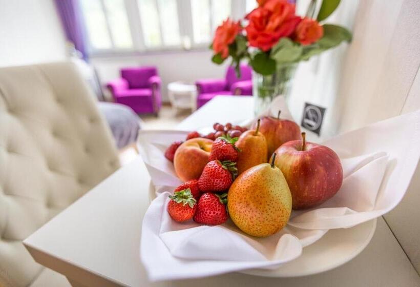 فندق Gästehaus & Weingut Clüsserath Weiler