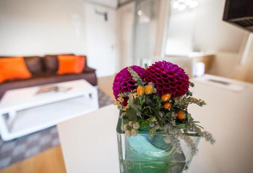 فندق Gästehaus & Weingut Clüsserath Weiler