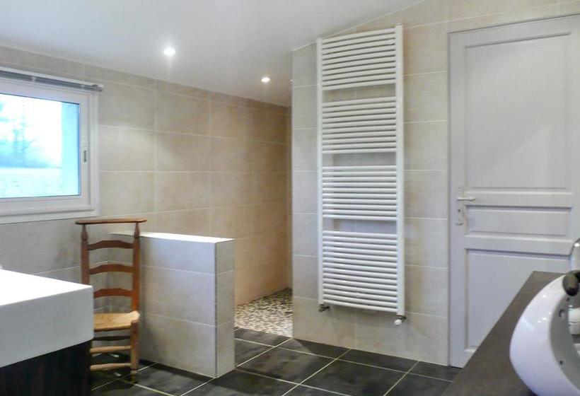 Villa De 4 Chambres Avec Piscine Privee Jardin Amenage Et Wifi A Saint Sylvestre Sur Lot