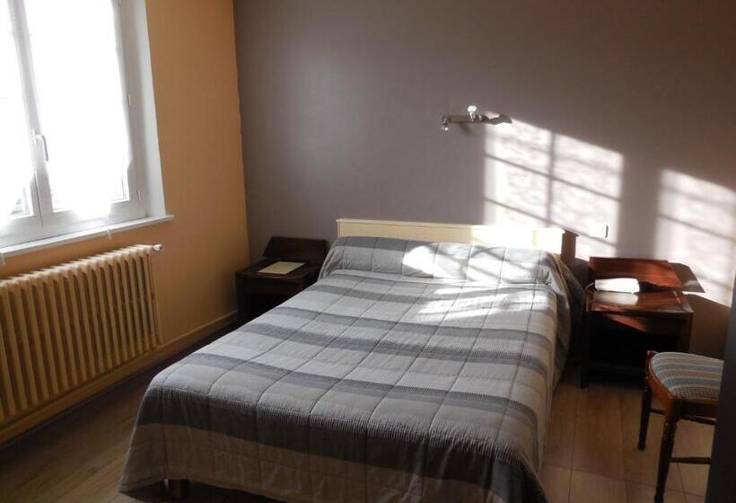 호텔 Hôtel Le Lion D'or