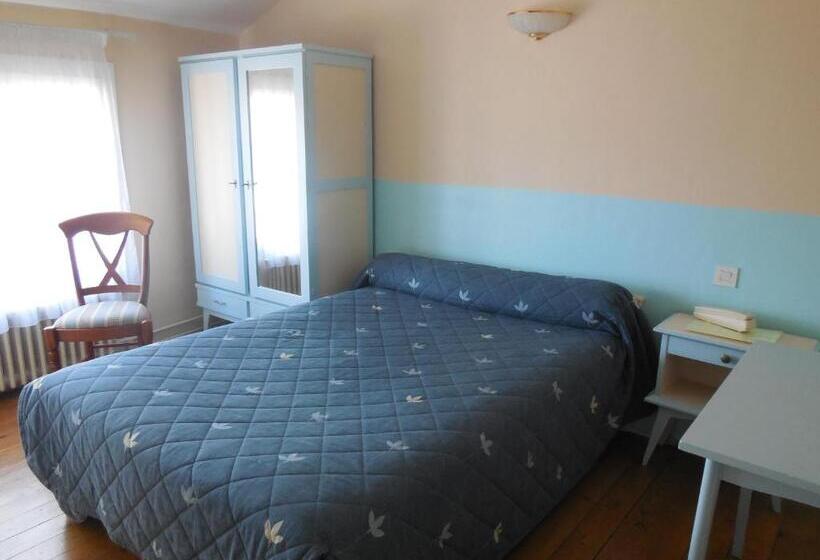 酒店 Hôtel Le Lion D'or