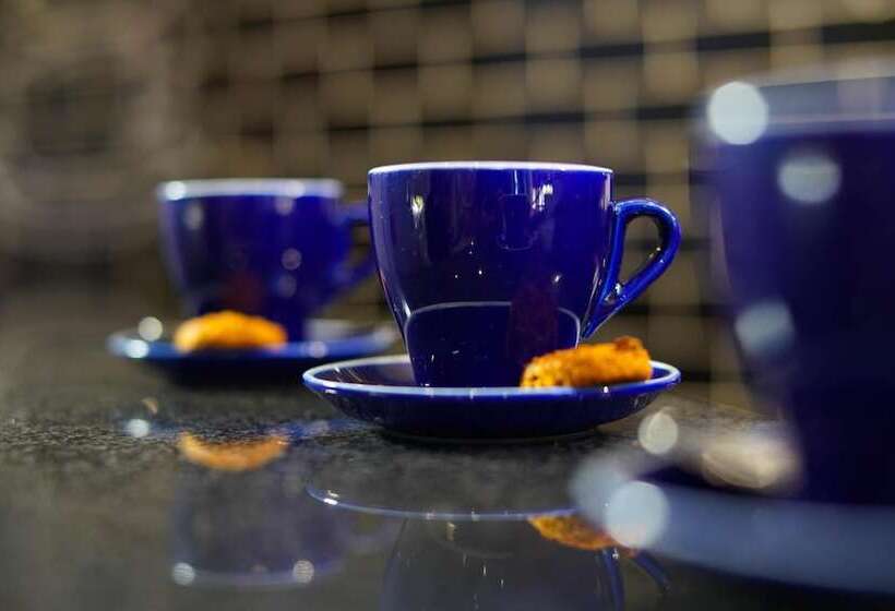 Inani Hotel Gallagher