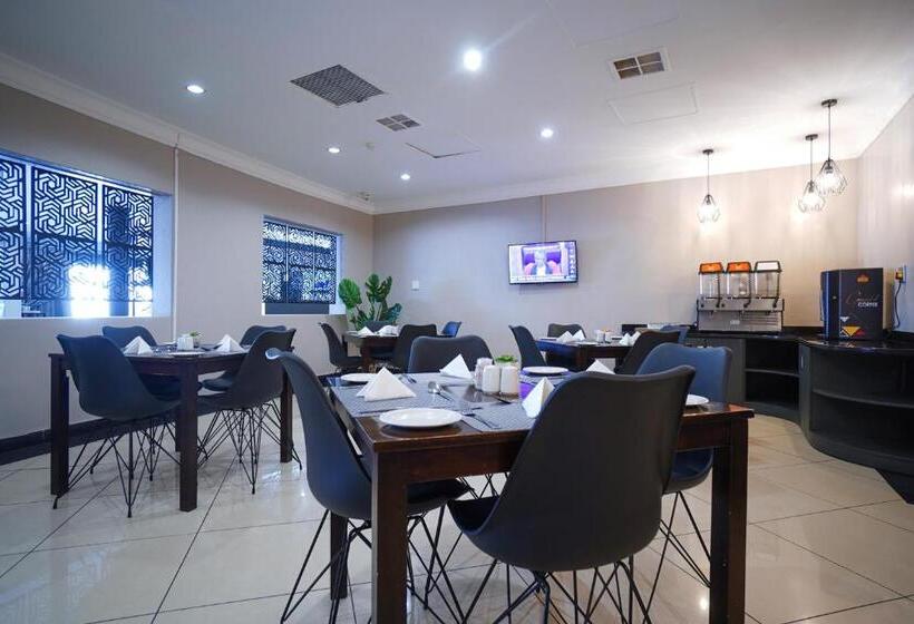 Inani Hotel Gallagher