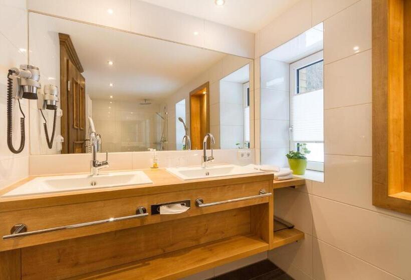 ホテル Kienle Das Kräuter