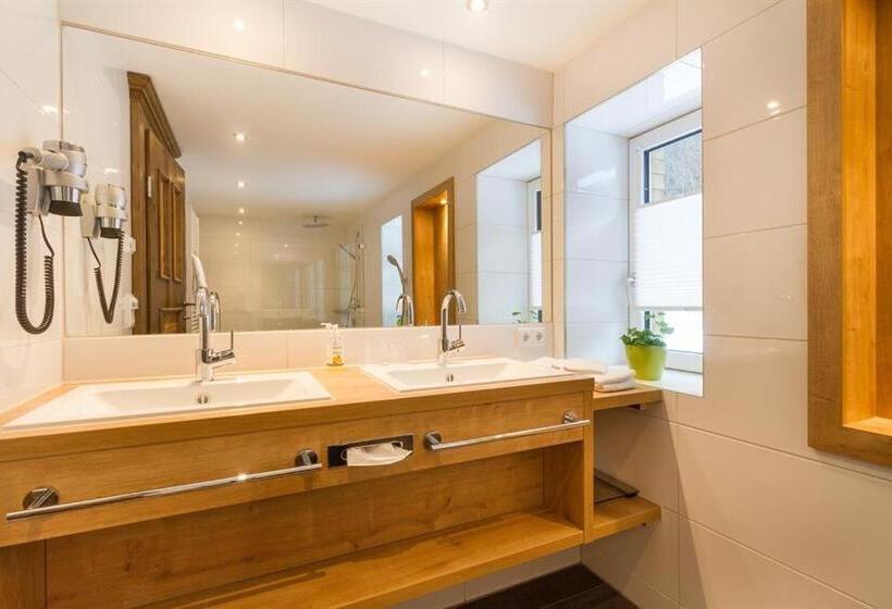 ホテル Kienle Das Kräuter