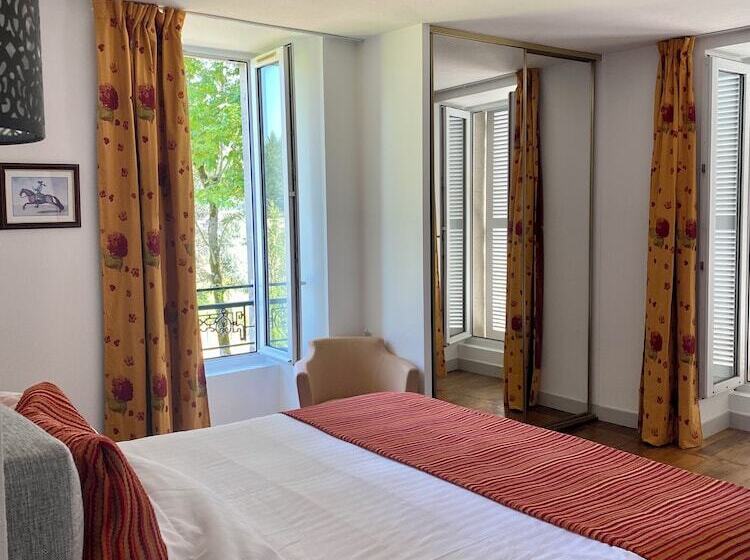 בית מלון כפרי La Chatelleraie