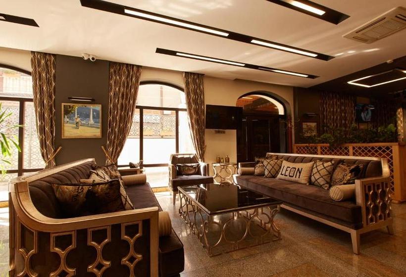 هتل Leon Boutique