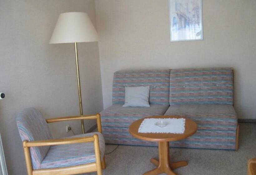 בית מלון כפרי Pension Thiel