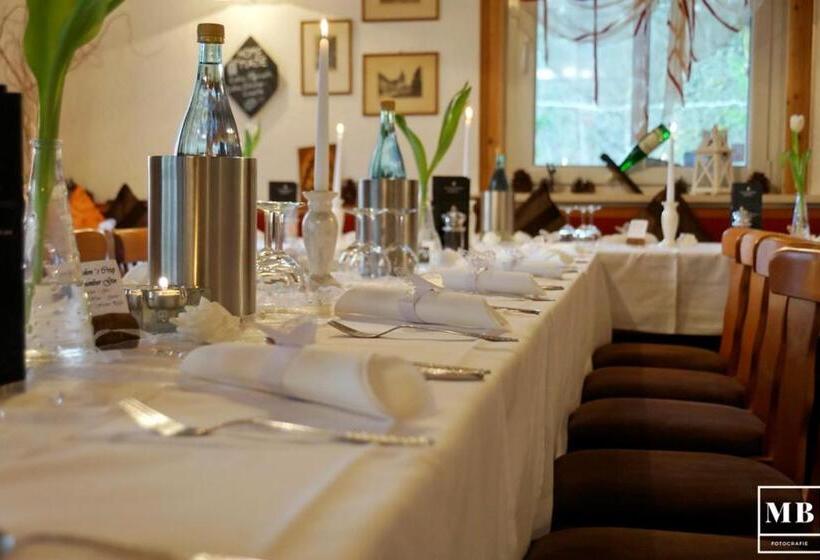 ホテル Pension Waldschlösschen