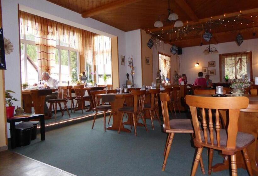 ホテル Pension Waldschlösschen