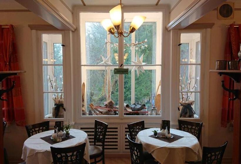 ホテル Pension Waldschlösschen