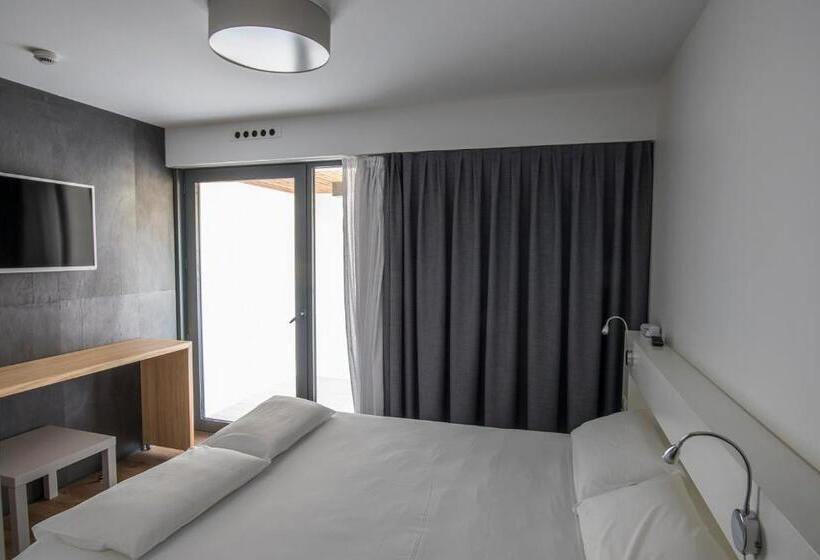 בית מלון כפרי Restaurant Santiago