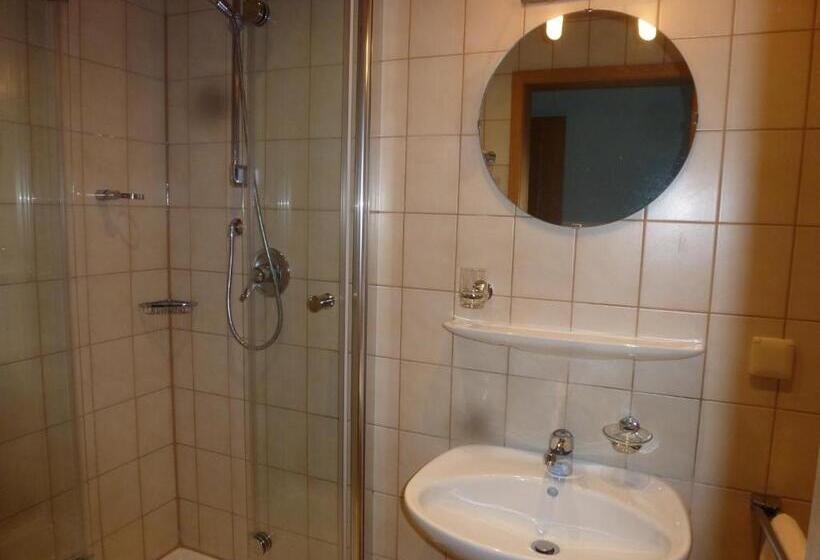 Отель & Restaurant Zur Glocke