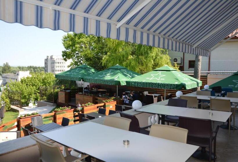 Отель Saint Germain