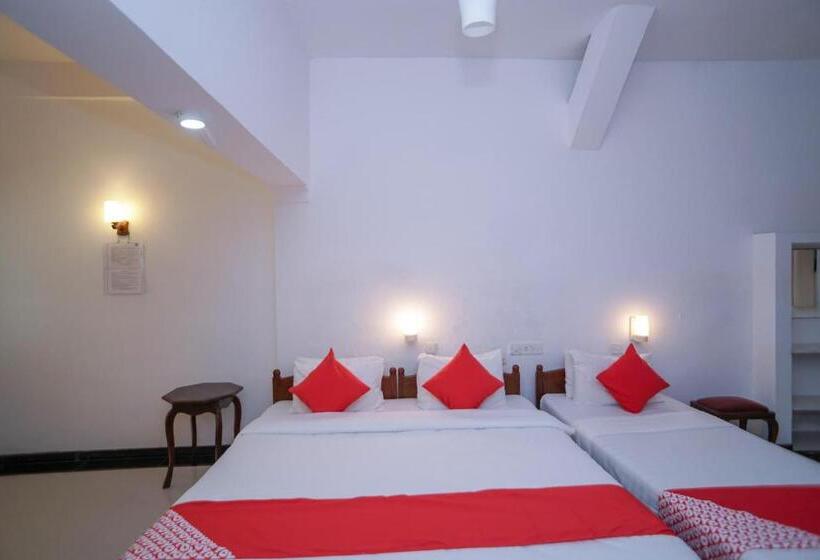 فندق Sea View Beach Resort