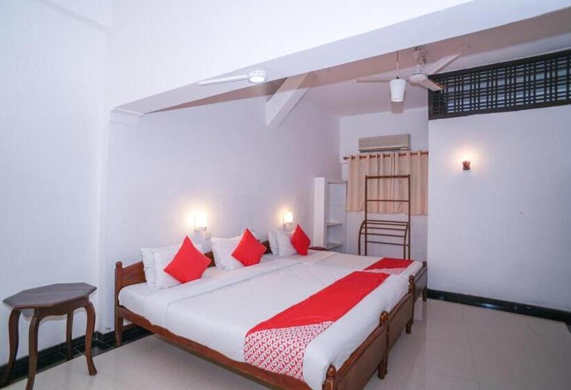 فندق Sea View Beach Resort