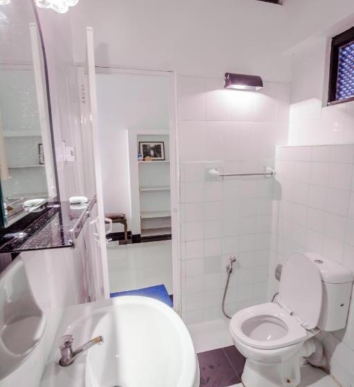 فندق Sea View Beach Resort