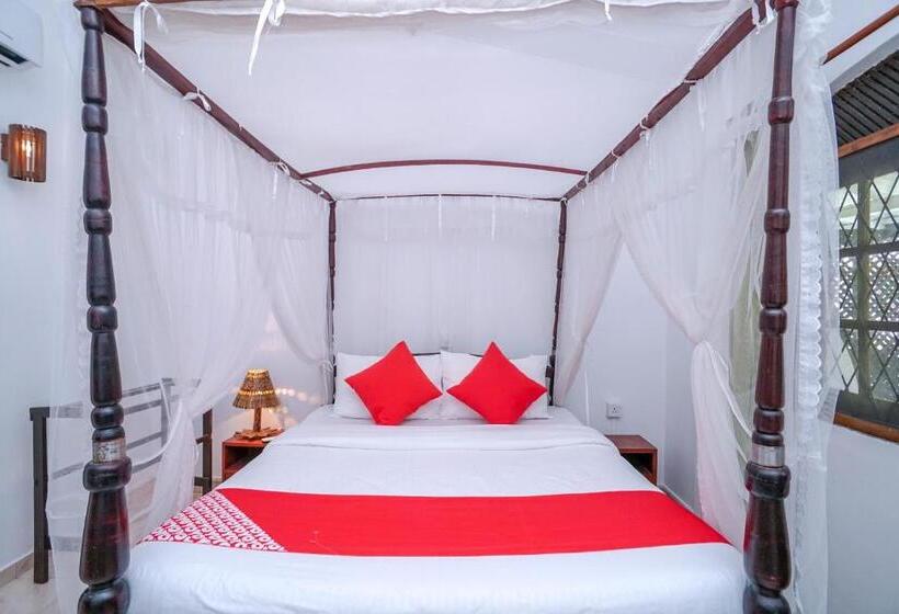 فندق Sea View Beach Resort