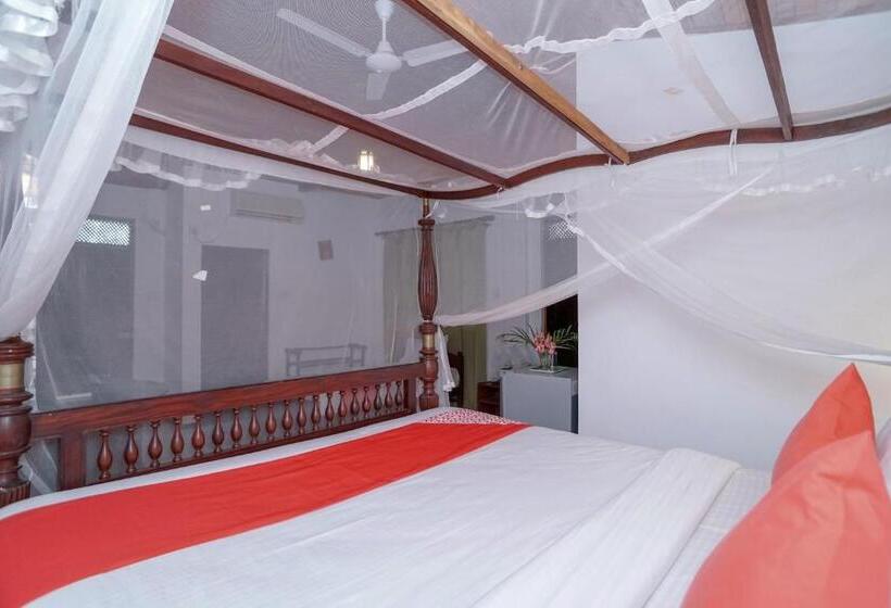 فندق Sea View Beach Resort