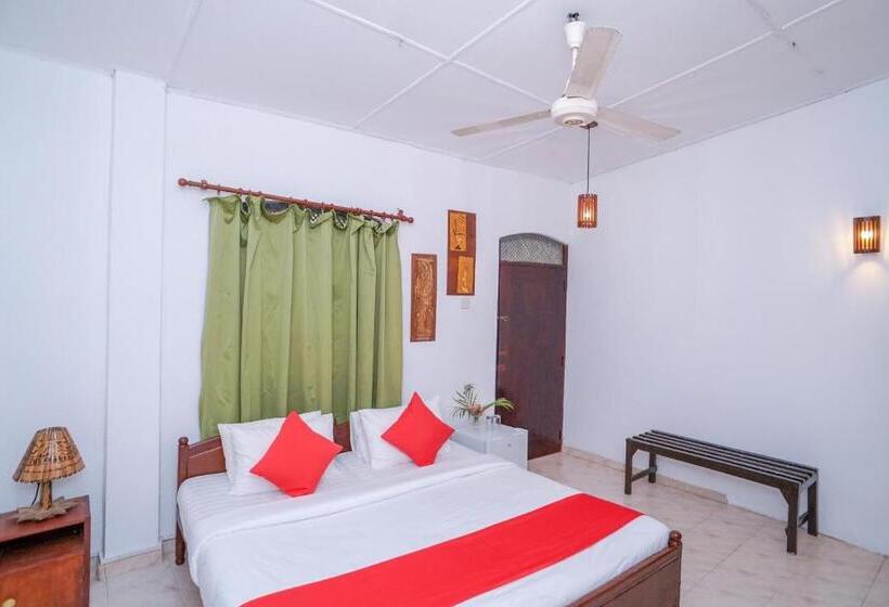 فندق Sea View Beach Resort