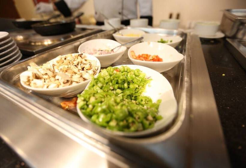 ホテル Tolip El Narges