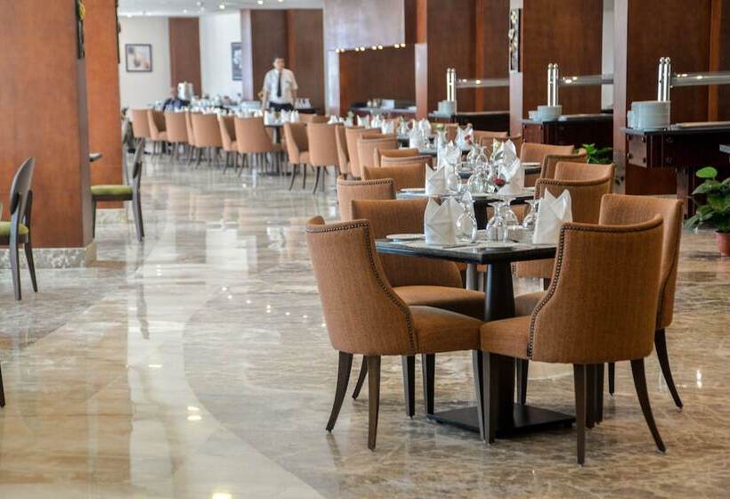 ホテル Tolip El Narges