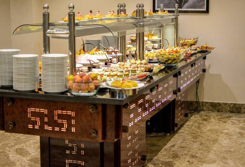 ホテル Tolip El Narges