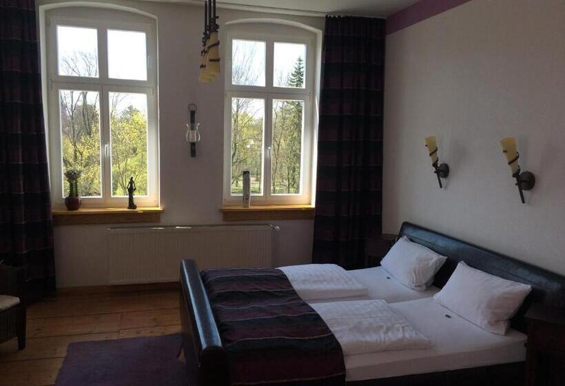 酒店 Traumparadies