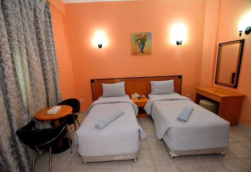 هتل U.a.e Youth Hostel Association