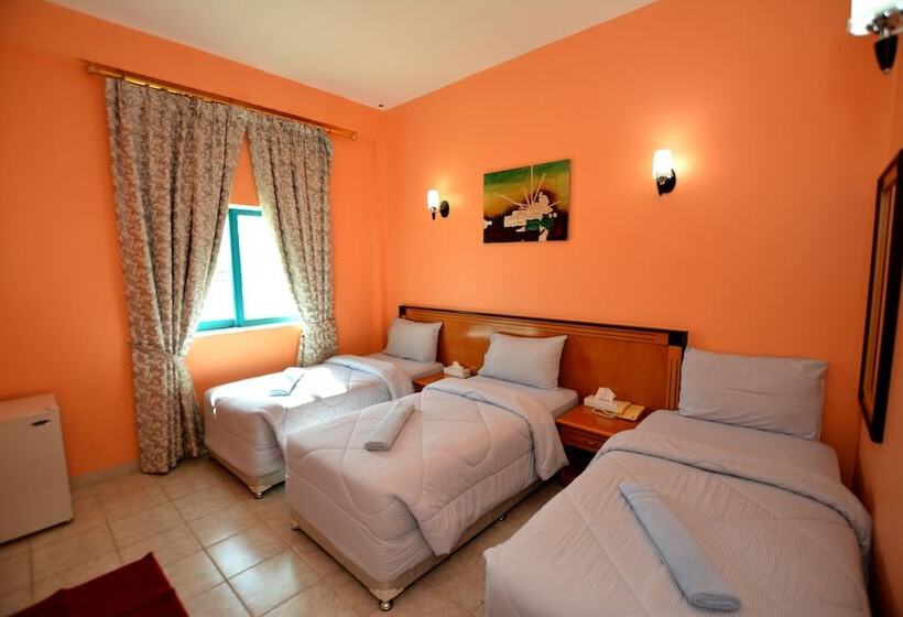 هتل U.a.e Youth Hostel Association